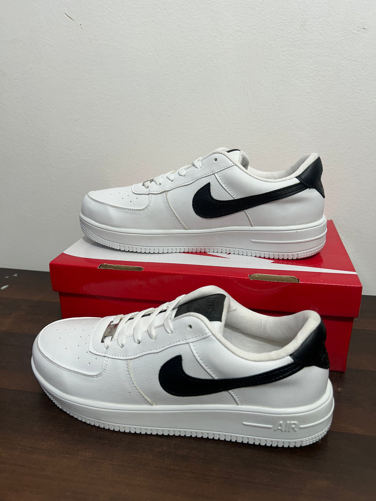 Nike Air Force 1 White – Classic Street Icon with Gum Sole