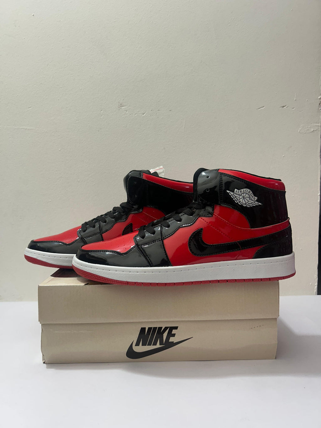 Air Jordan 1 Mid – Bred Patent Leather Edition (Copy) (Copy)