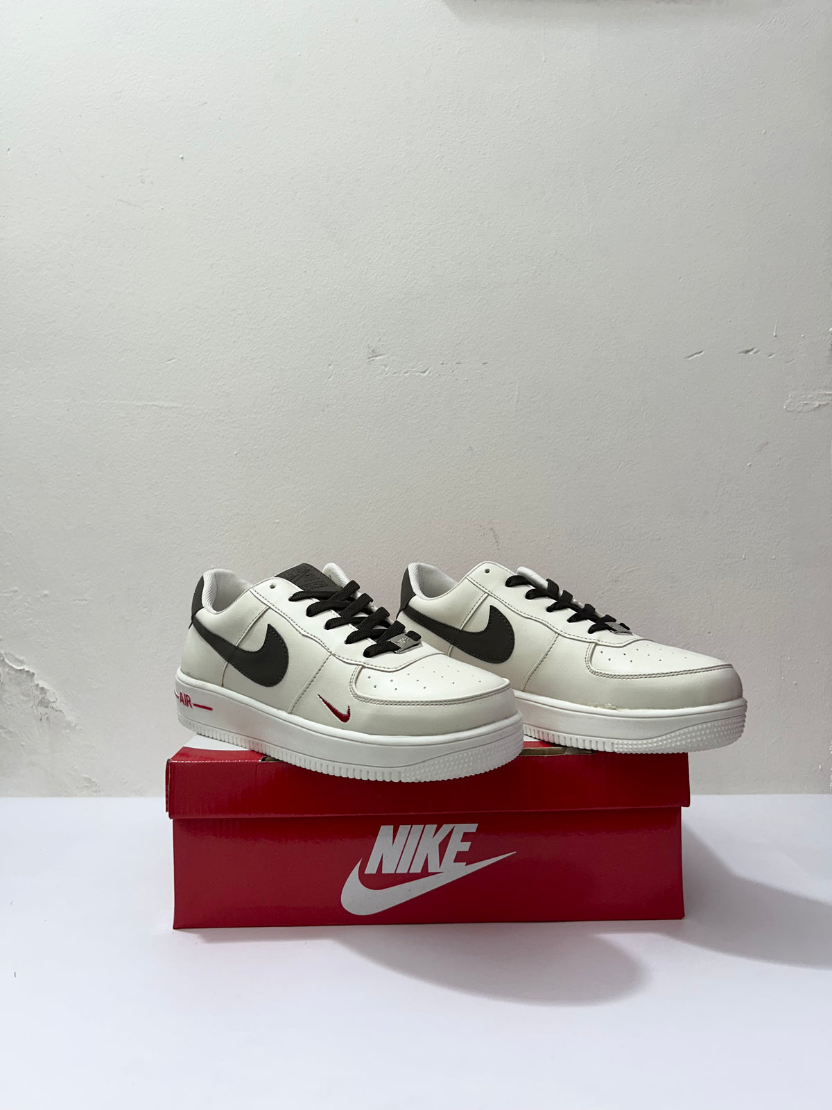 Nike Air Force 1 White – Classic Street Icon with Gum Sole